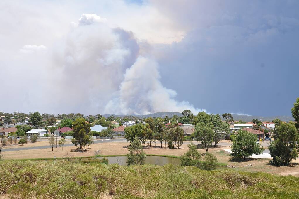 A fire which started in the Black Range Thursday flared Friday, as seen from Stawell. Pictures: BEN KIMBER.